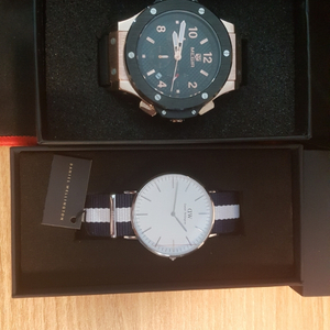 손목시계 새재품 두가지 판매합니다 다니엘웰링턴. 위블로