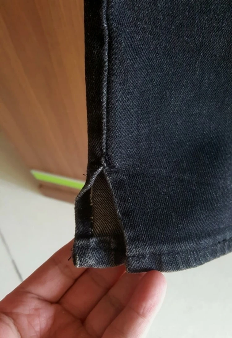 (이태리구입)저스트 까발리 블랙진팝니다 이미지