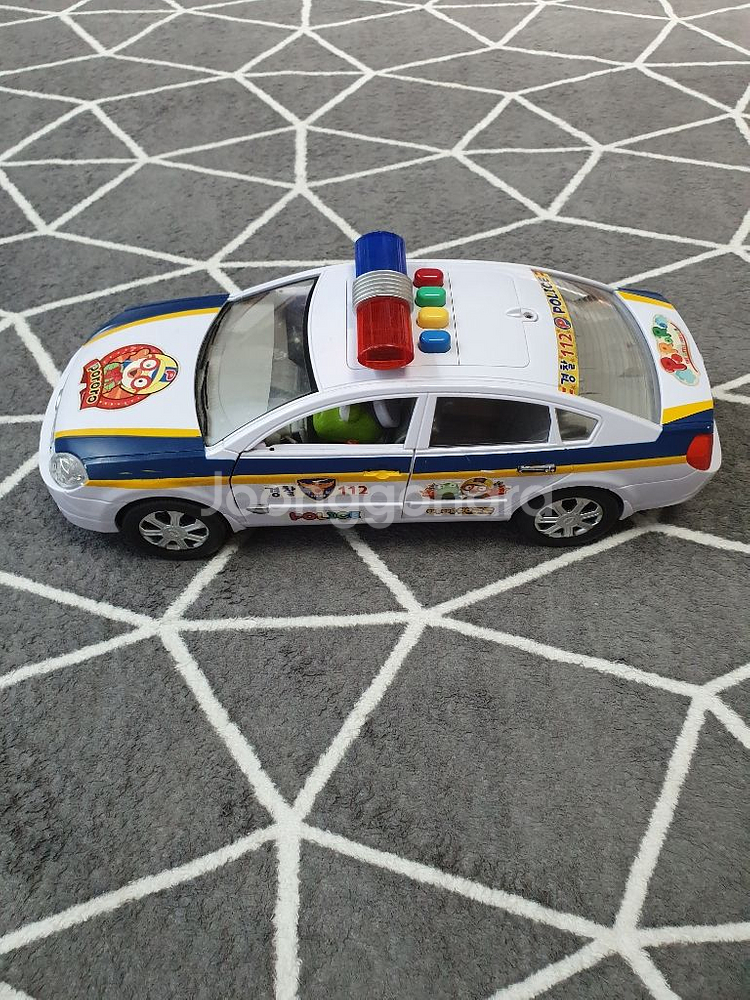 뽀로로경찰차--1