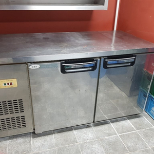 (가격내림)업소용 양문형 테이블 냉장고 판매합니다.