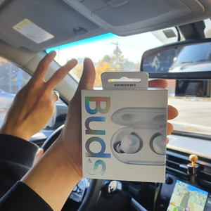 갤럭시버즈 실버 !