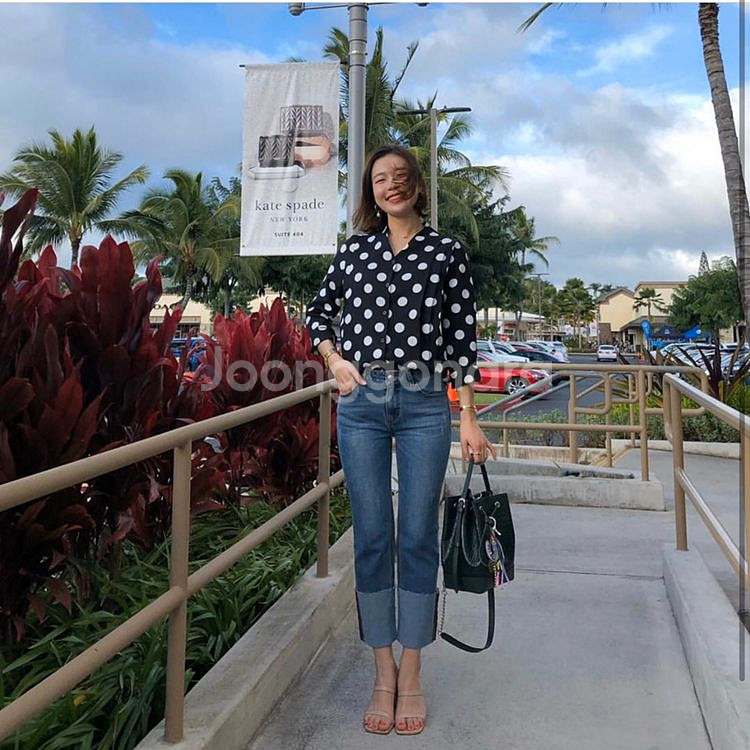 허쉬0109 허쉬마켓 도트핀턱블라우스--2