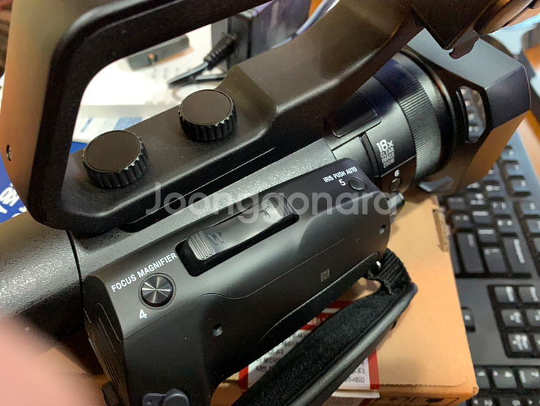 HXR-NX80 소니 캠코더 방송용캠코더--7