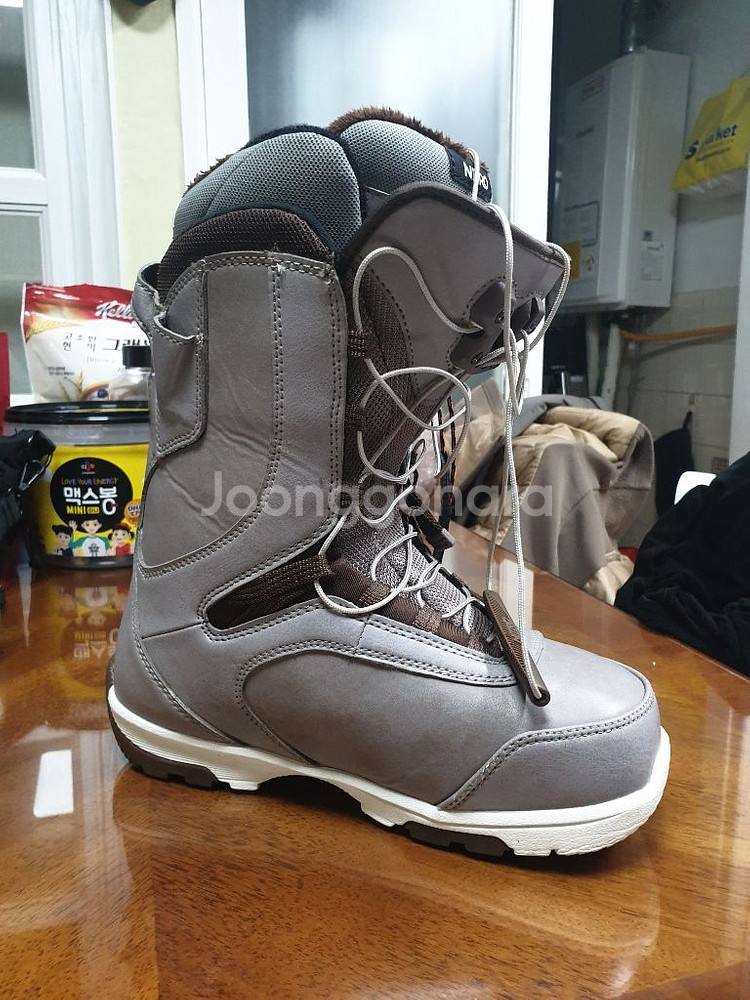 스노우보드 부츠(나이트로) 240 판매합니다--1