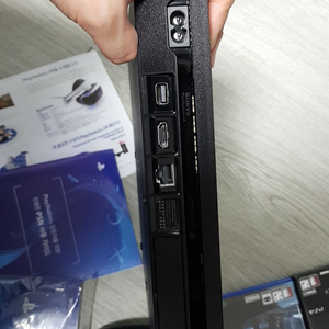 ps4(cuh-2218B) 1tb 팝니다