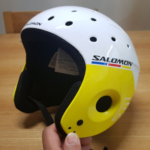 SALOMON 스키 헬멧