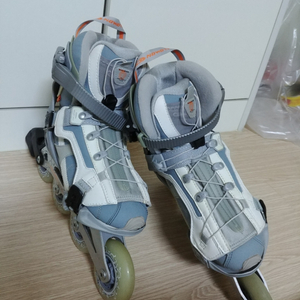 인라인 스케이트 240mm
