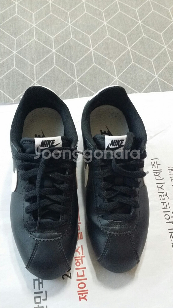 나이키 클래식 코르테즈235--1