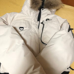 네파 숏패딩