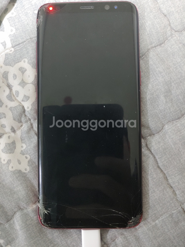 갤럭시 s8 64g 액정파손 팝니다--0