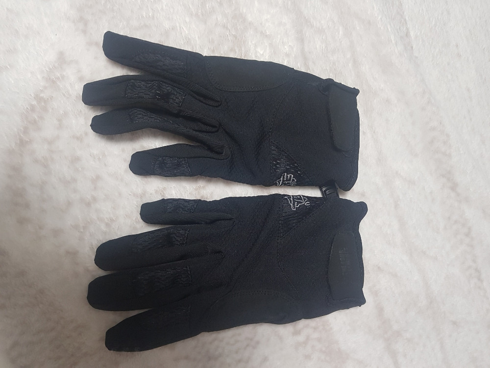 등산장갑 반장갑 이미지