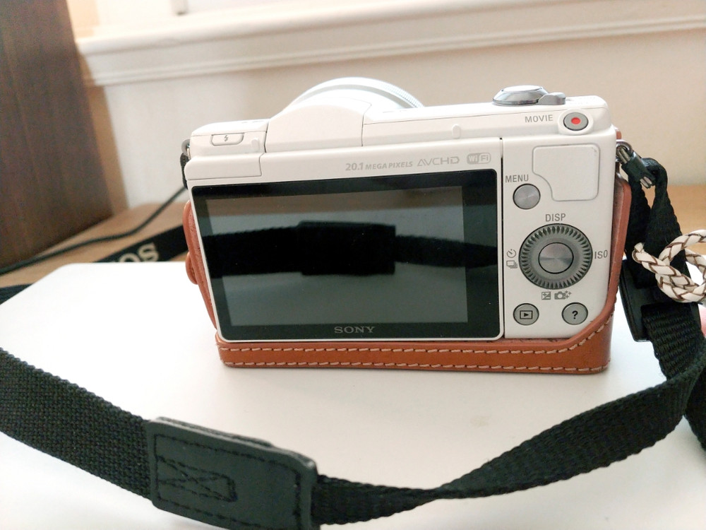소니 미러리스 카메라 알파 a5000 싸게 팔아요--2