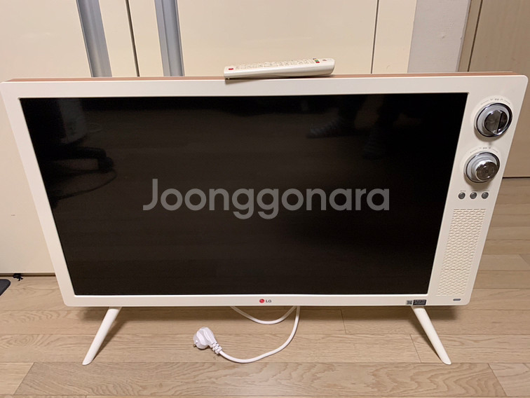 LG클래식 32인치 TV 판매합니다--2