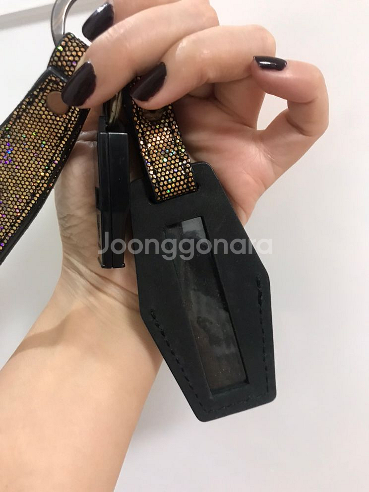 디자이너가방브랜드 판타지아가브리엘 호루라기 키링--6