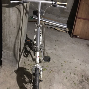 지오닉스 접이식 자전거 팔아요(가격인하)