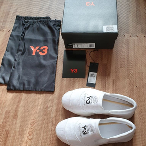 Y-3 탕구츠 슬립온 화이트 265사이즈 판매합니다