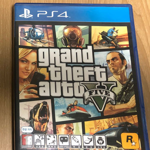 PS4 GTA5 CD