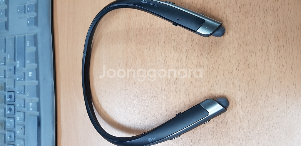lg톤플러스 HBS-1100 판매합니다--0