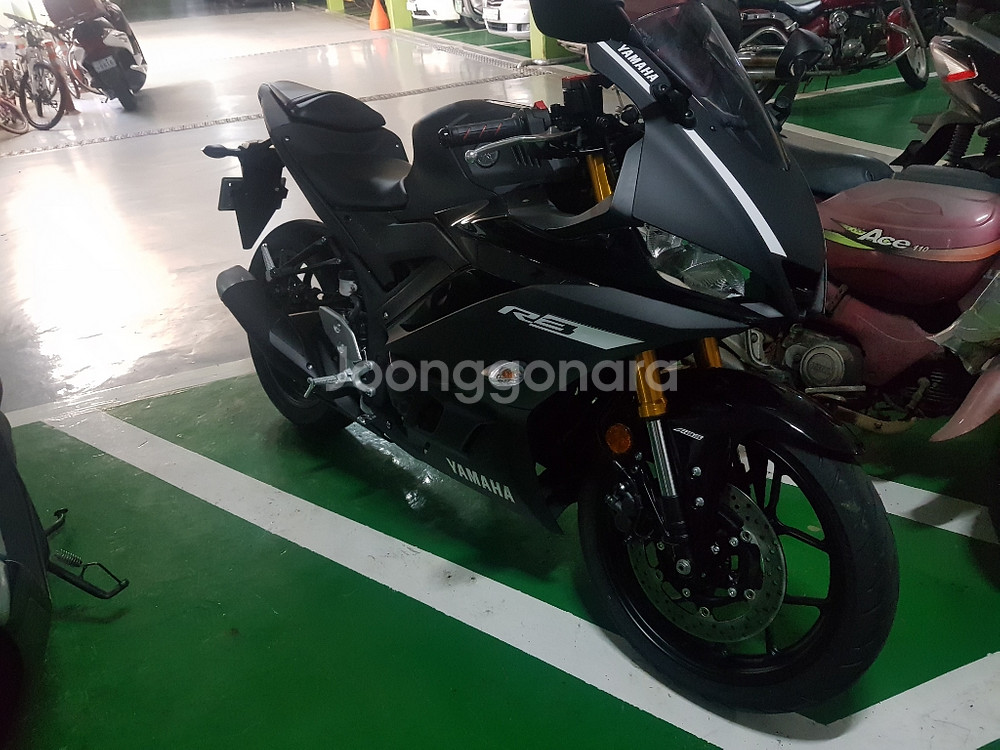 2019 yzf r3 기본튜닝 되있는 바이크 판매합니다--1