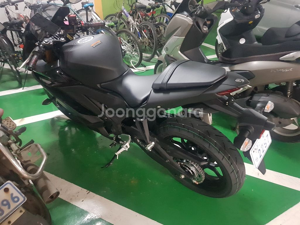 2019 yzf r3 기본튜닝 되있는 바이크 판매합니다--2