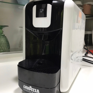 라바짜 lavazza 커피머신 새제품