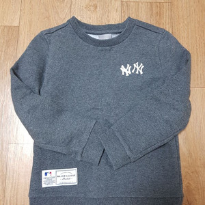 엠엘비키즈 티셔츠120사이즈 팝니다