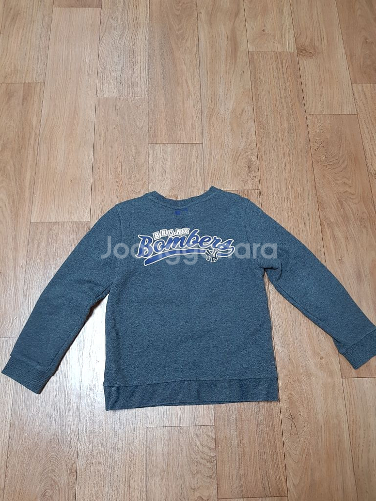 엠엘비키즈 티셔츠120사이즈 팝니다--1