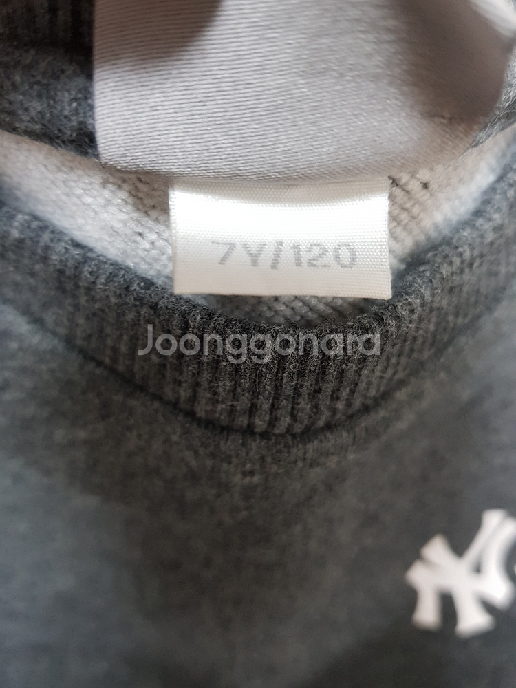 엠엘비키즈 티셔츠120사이즈 팝니다--2