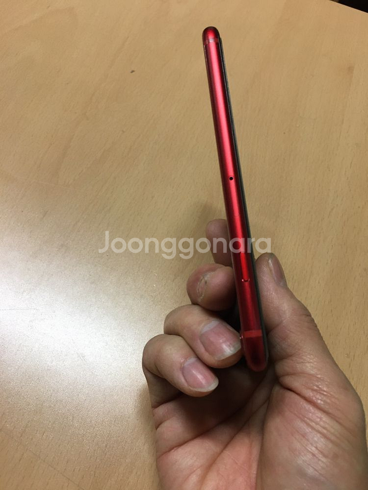 아이폰8레드64G완전 깨끗한중고폰팝니다--5