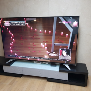 LG전자 79인치 UHD LED TV 판매합니다.