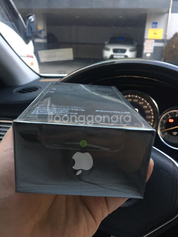 아이폰11프로64기가 실버 화이트 미사용 미개봉--2