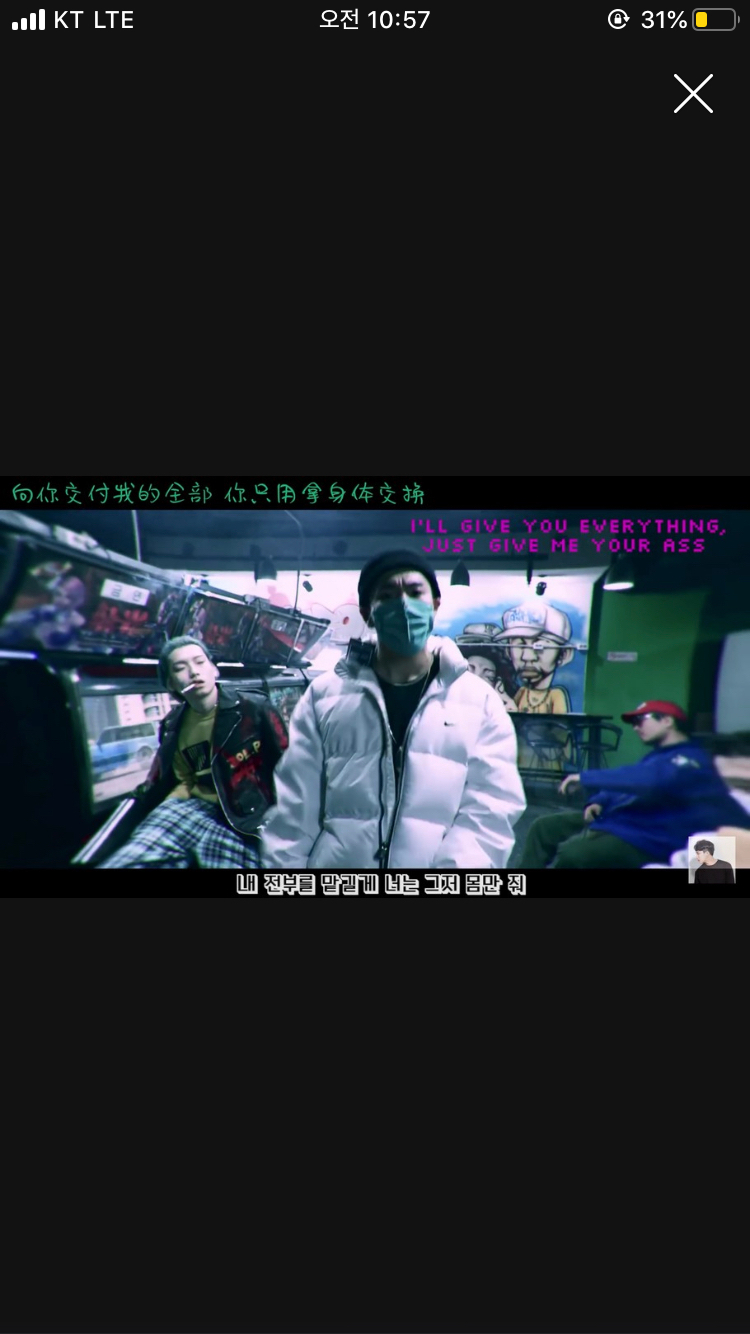 나이키 스우시패딩 올화이트패딩 올드스쿨 뉴챔프 패딩--5