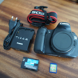 캐논 canon 60D dslr 카메라 body 팝니다