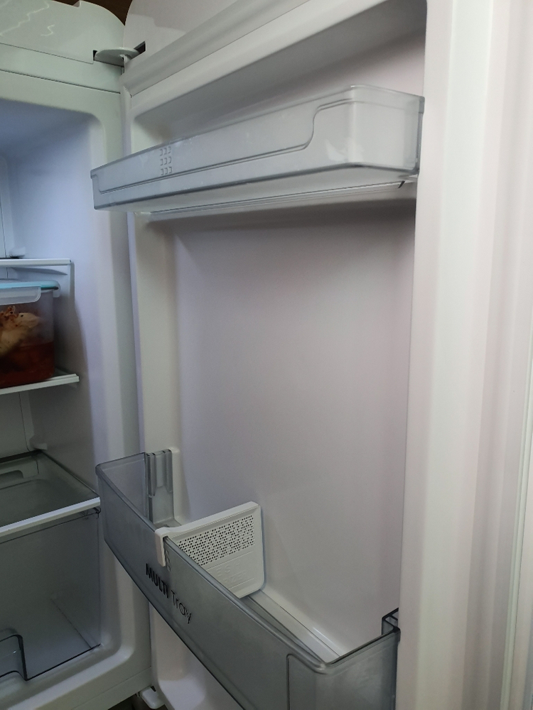 딤채 쁘띠 김치냉장고--3