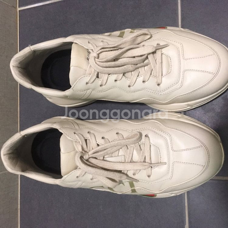 구찌 라이톤 띠로고 41.5--4