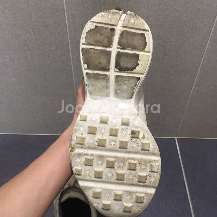 구찌 라이톤 띠로고 41.5--5