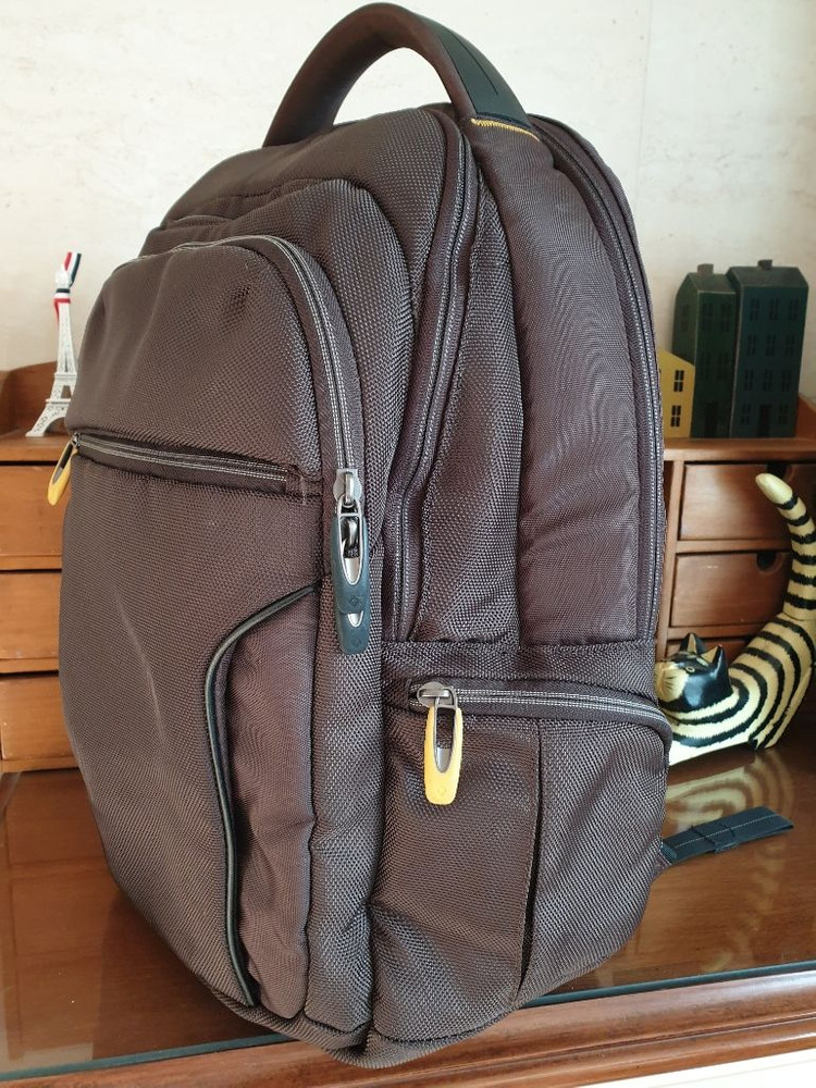 샘소나이트 백팩--1