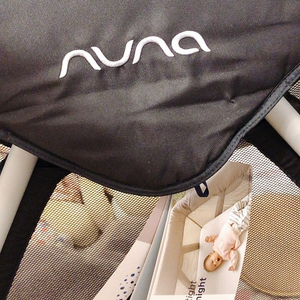 NUNA 아기침대