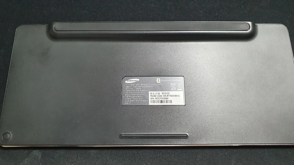 삼성 블루투스 키보드 BT-550 이미지