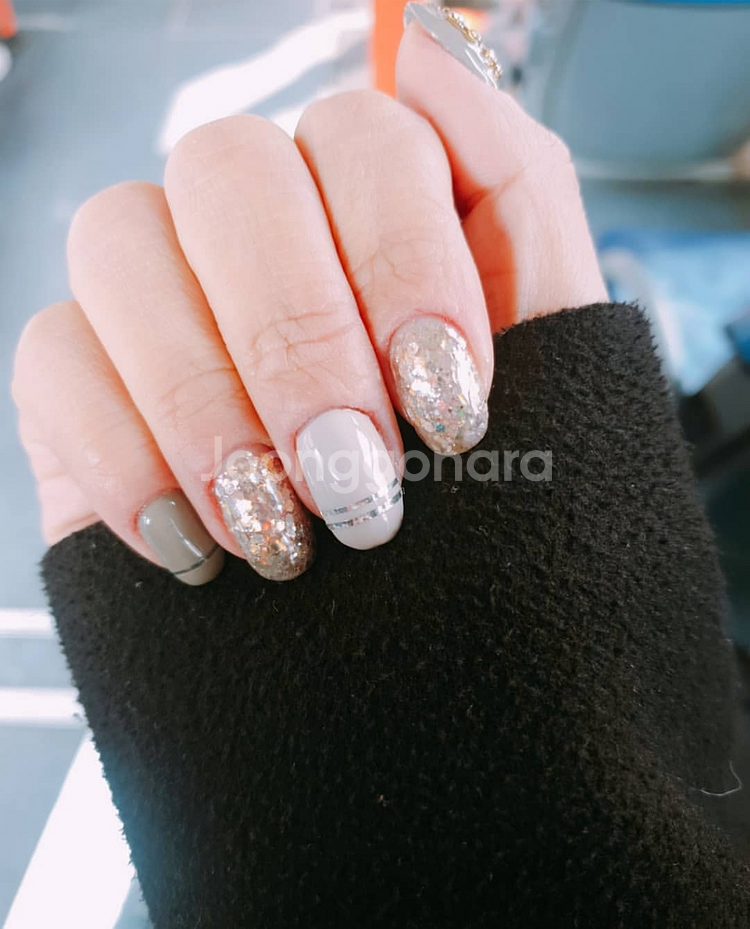 네일해드려요-!--1