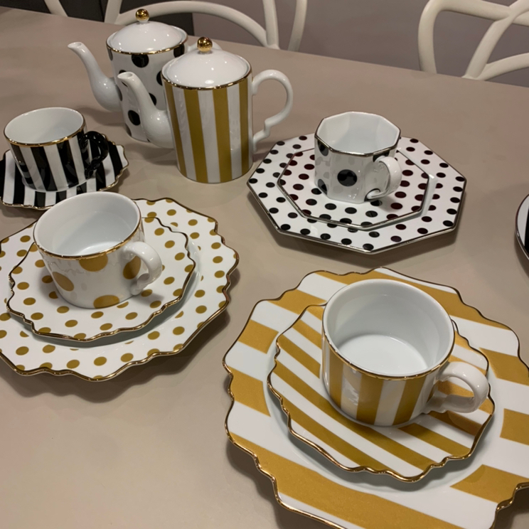 프라프랑 잔.티포트.접시 판매합니다--2