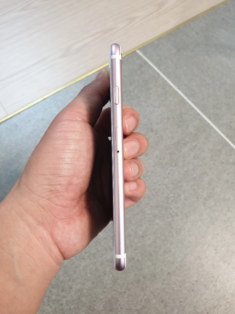 아이폰6s 로즈골드 64g 판매합니다. 이미지