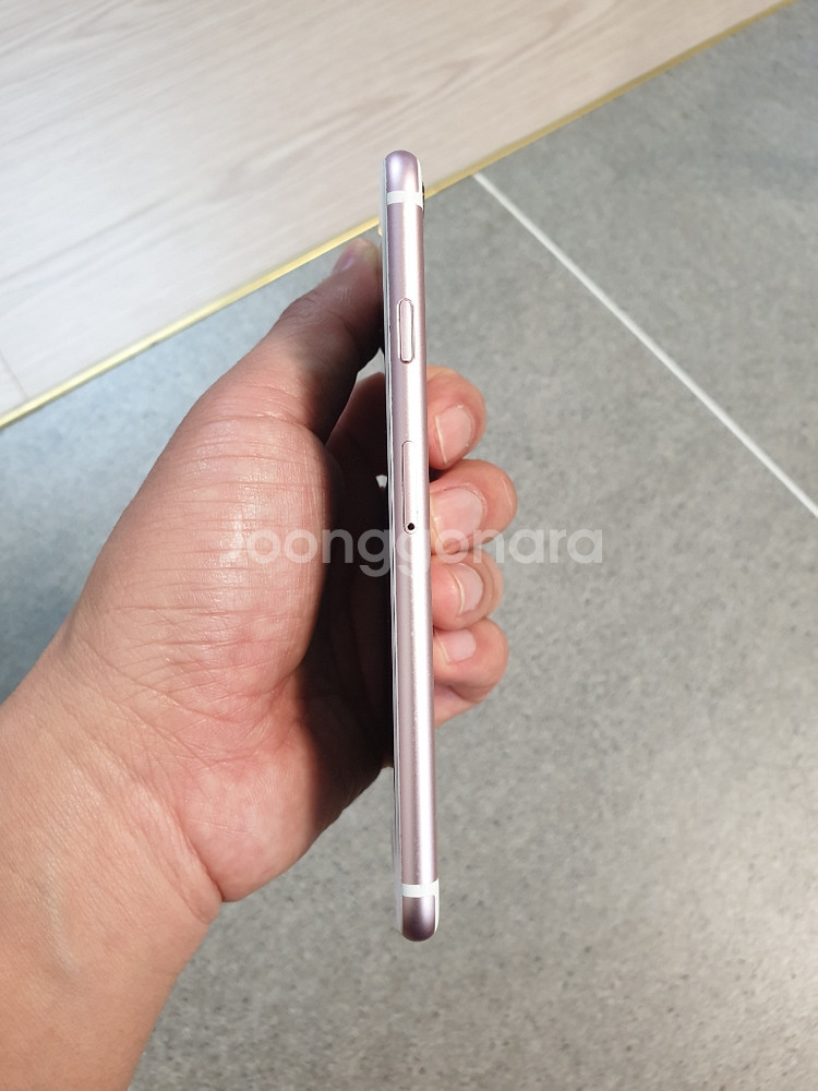 아이폰6s 로즈골드 64g 판매합니다.--7