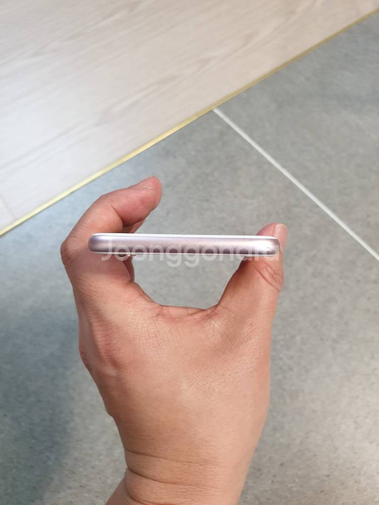 아이폰6s 로즈골드 64g 판매합니다.--9