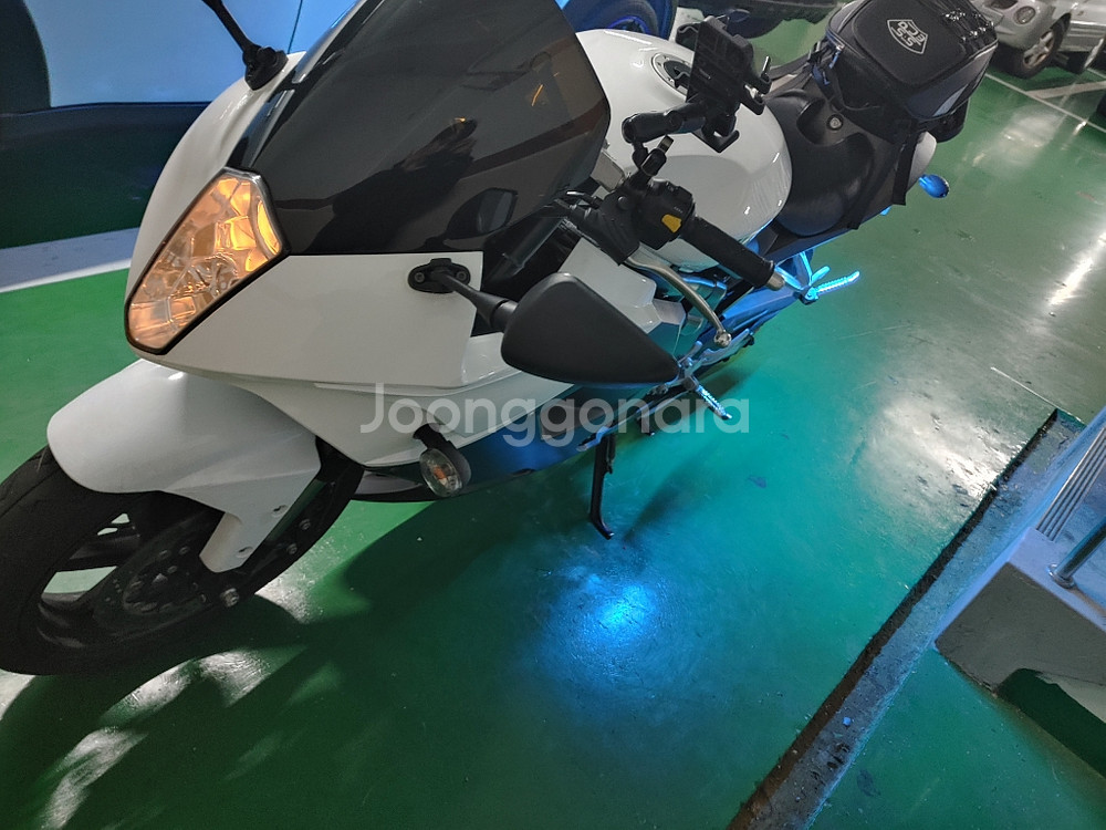 코멧650rc--1