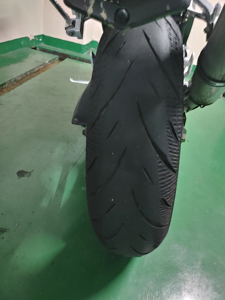 코멧650rc 이미지