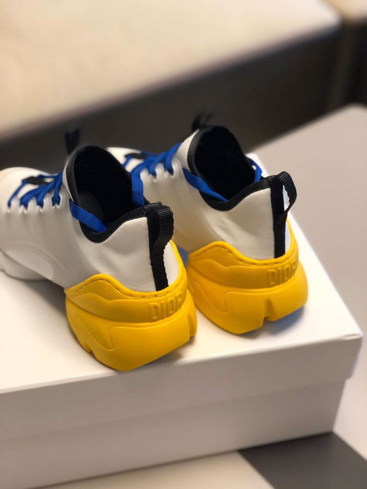 디올운동화 이미지