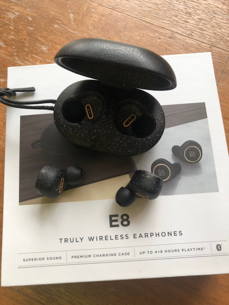 뱅앤올룹슨 e8 스페셜에디션 (골든더스트)--2