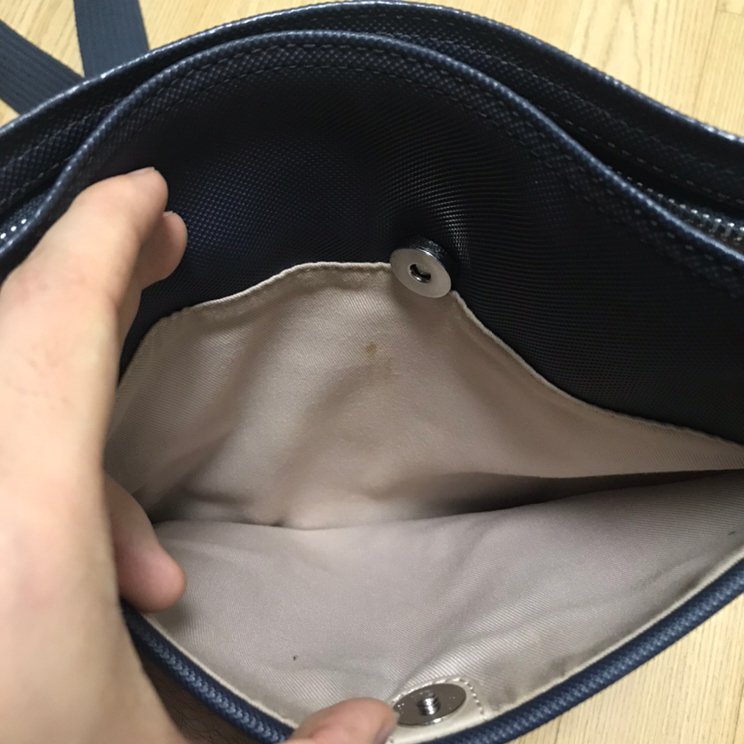 라코스테 미니크로스백--3