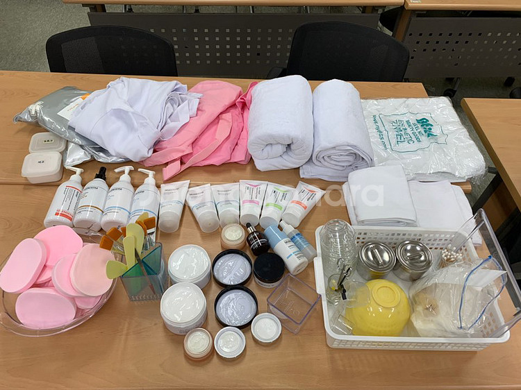 피부 국과 자격증 재료 / 피부 자격증 /--0